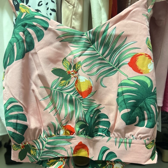 NEW Pink Summer V-Neck Tie Back Cropped Tank Top XS - Picture 8 of 8